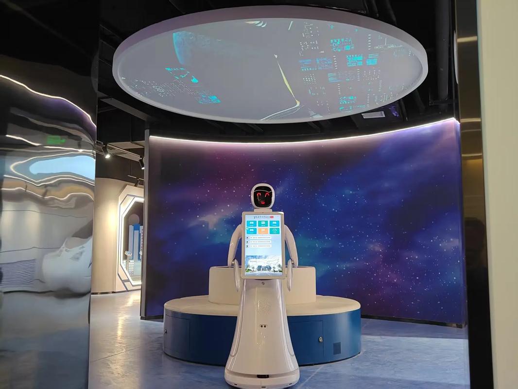 智启未来 黑龙江省鸡西市科学技术馆，让孩子与机器人共舞的新课堂